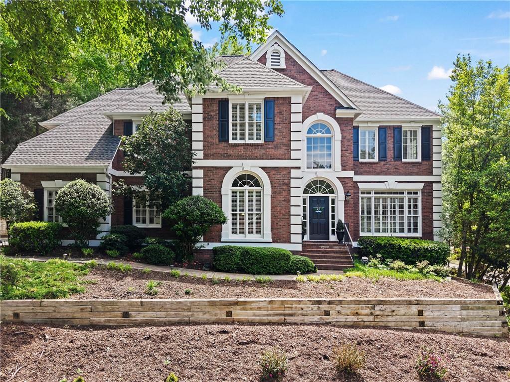 425 Abbeywood Dr., Roswell, GA 30075