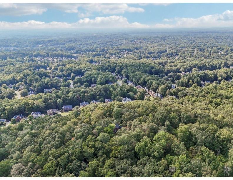 Beaumont Dr., Kennesaw, GA 30152
