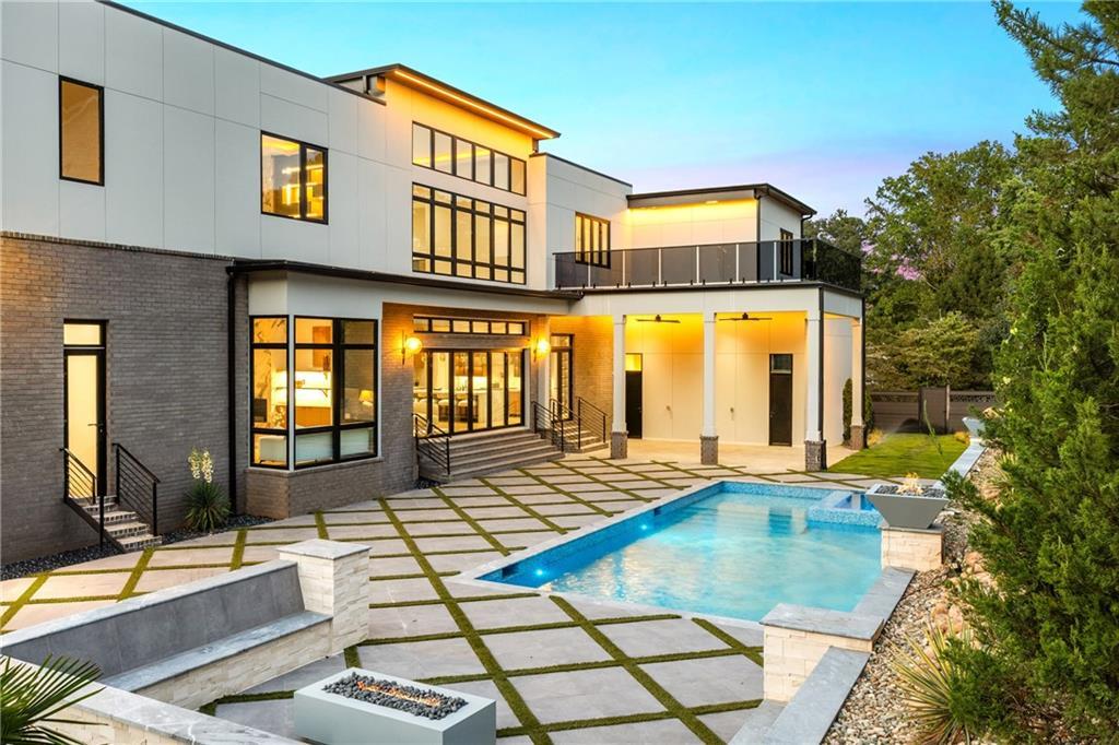 4232 Edgewood Ct., Marietta, GA 30068