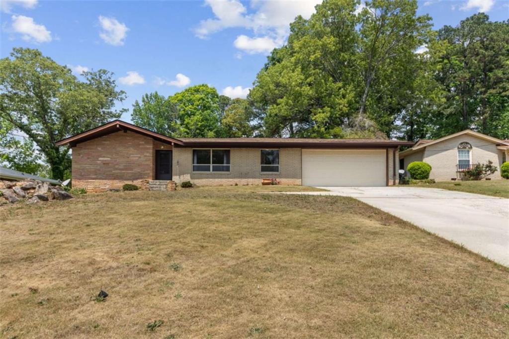 5605 Scofield Rd., South Fulton, GA 30349