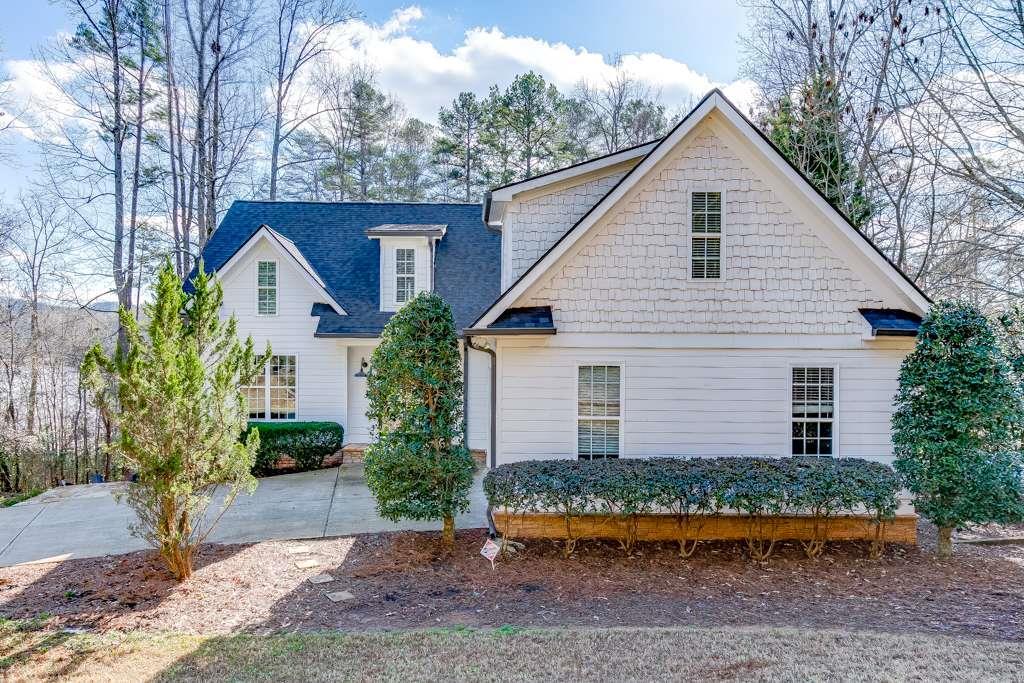 6932 Dee Ln., Murrayville, GA 30564