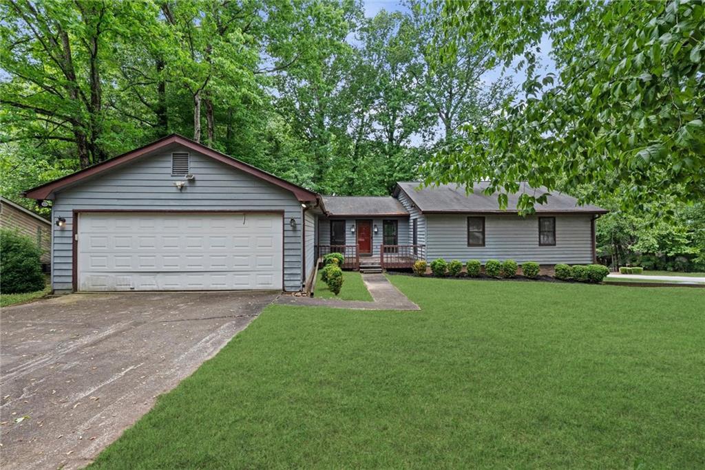 3047 Sanibel Dr., Stone Mountain, GA 30087