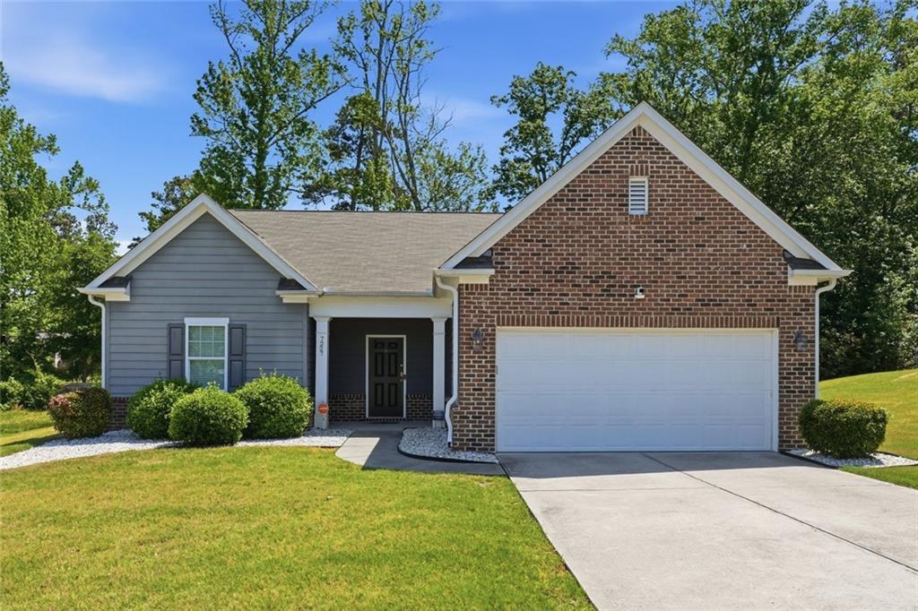 7227 Ashley Falls Ct., Douglasville, GA 30134