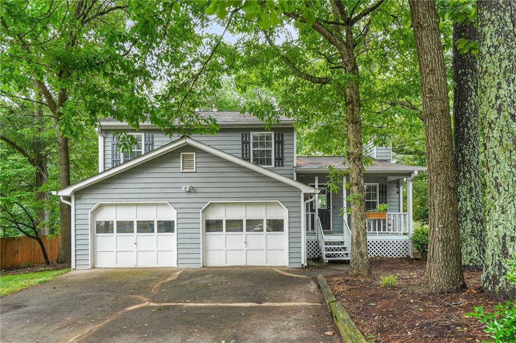 384 Russell Ridge Dr., Lawrenceville, GA 30043
