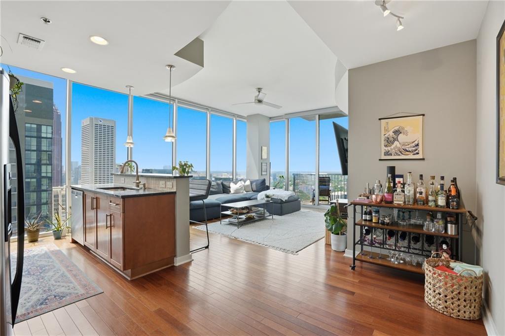 855 Peachtree St. #2903, Atlanta, GA 30308