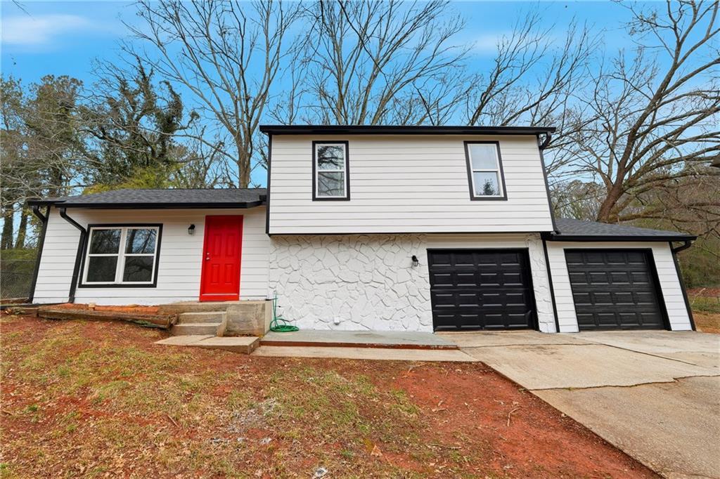 677 Tarkington Rd., Stone Mountain, GA 30088