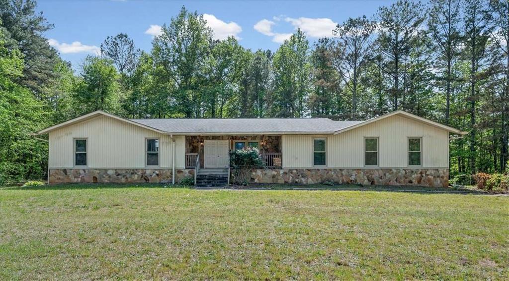 447 Lively Rd., Waco, GA 30182