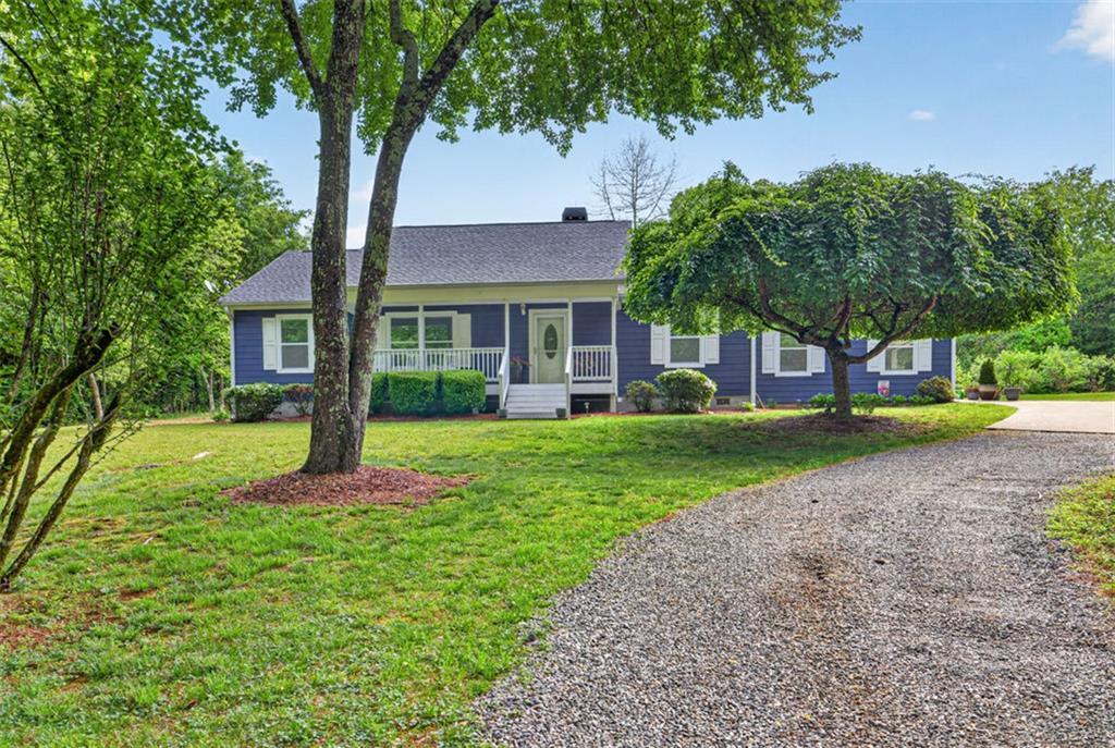 195 Phillips Dr., Cleveland, GA 30528
