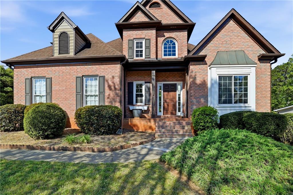 1015 Windhaven Dr., Alpharetta, GA 30005