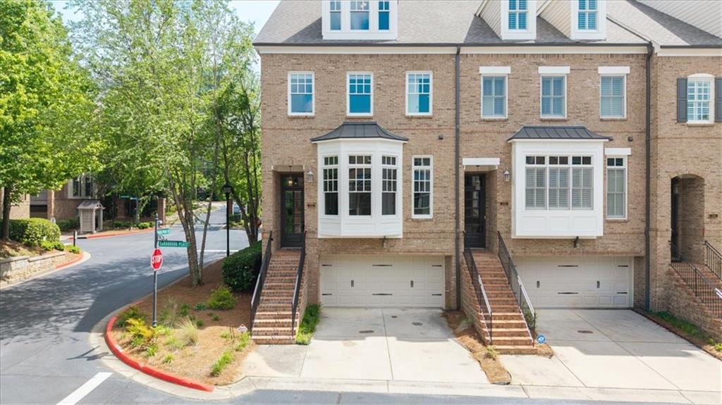 552 Sarabrook Pl., Atlanta, GA 30342