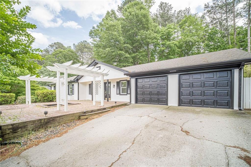 4858 Tarleton Dr., Lilburn, GA 30047