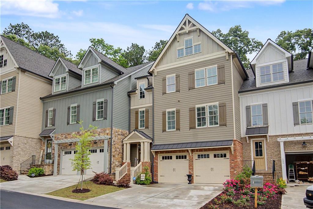 300 Trecastle Ln., Canton, GA 30114