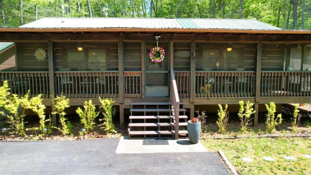 210 Shade Tree Ln., Mineral Bluff, GA 30559