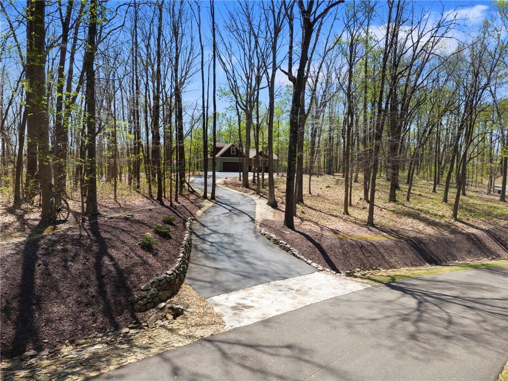 20 Northstar Ln., Ellijay, GA 30536