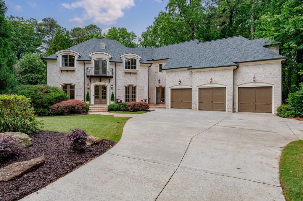 212 Shadowlawn Rd., Marietta, GA 30067