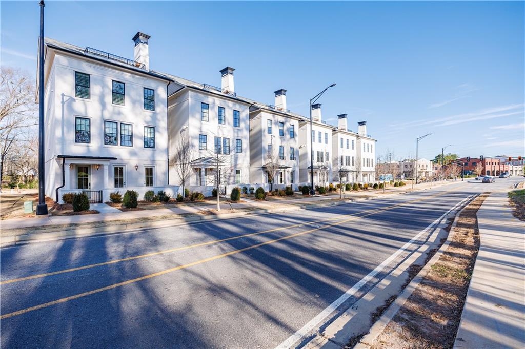 650 Mayfair Ct., Alpharetta, GA 30009