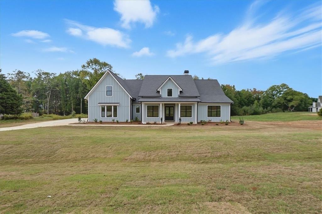97 Old Town Road, Dacula, GA 30019