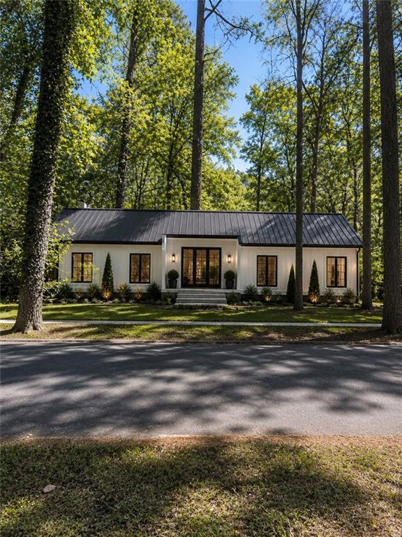 2569 Lake Capri Dr., Conyers, GA 30012