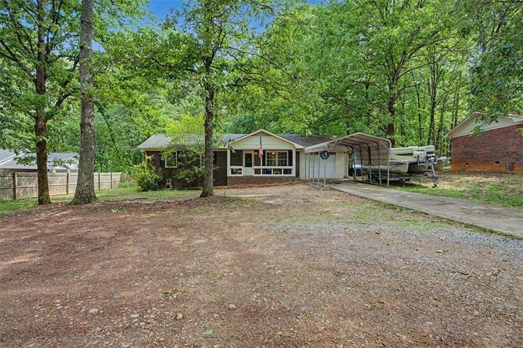 235 N Bellview Rd., Aragon, GA 30104