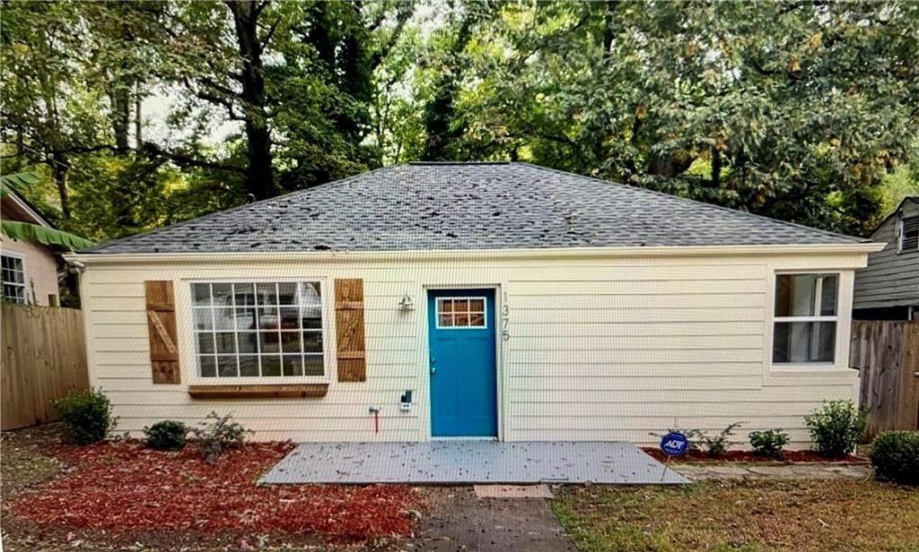 1375 Graymont Dr., Atlanta, GA 30310