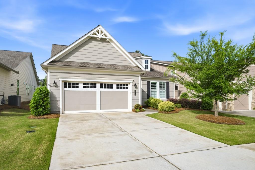 400 Chatuge Dr., Hoschton, GA 30548