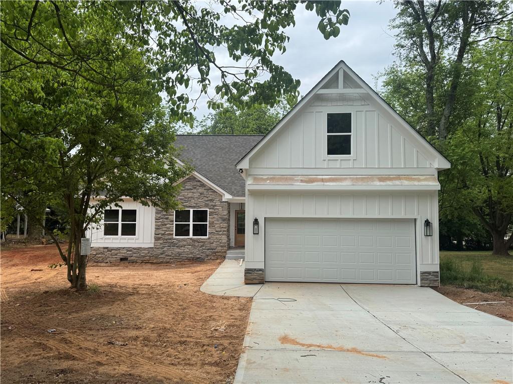 875 Lynn Ave., Jefferson, GA 30549