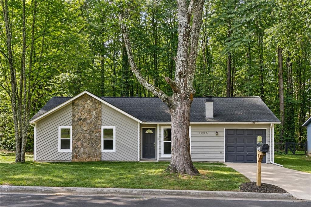5006 Galbraith Cir., Stone Mountain, GA 30088