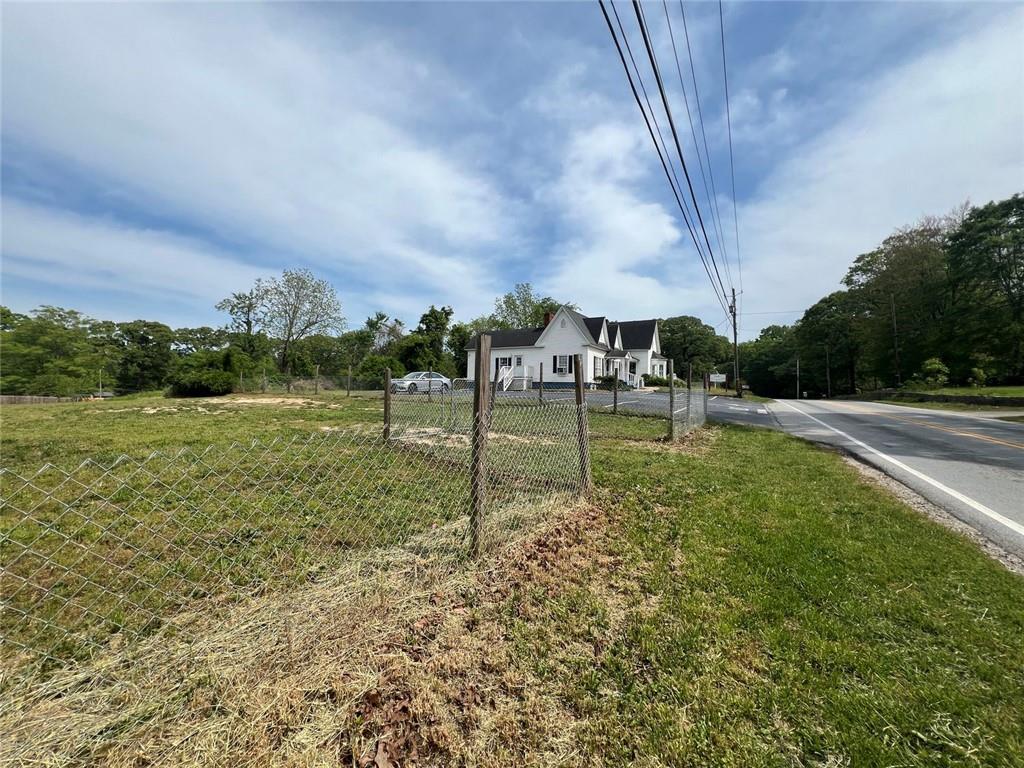 6704 S Sweetwater Rd., Lithia Springs, GA 30122