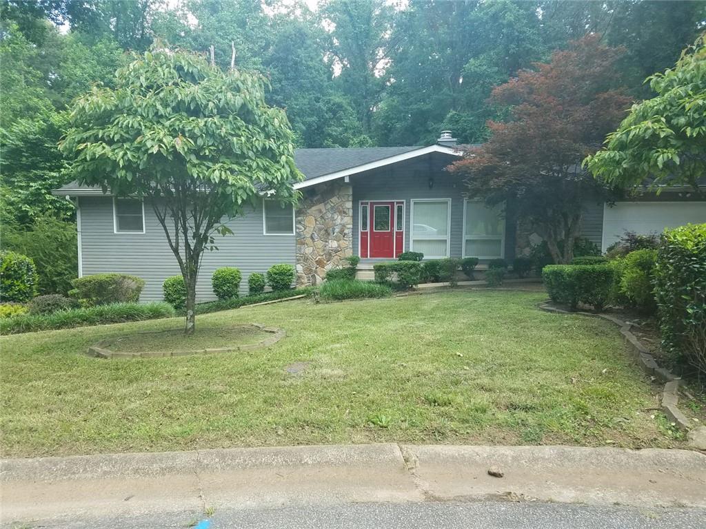 676 Elam Forest Ct., Stone Mountain, GA 30083