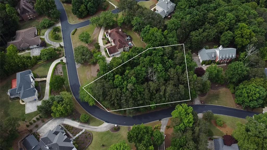 Mansions Pkwy., Berkeley Lake, GA 30096