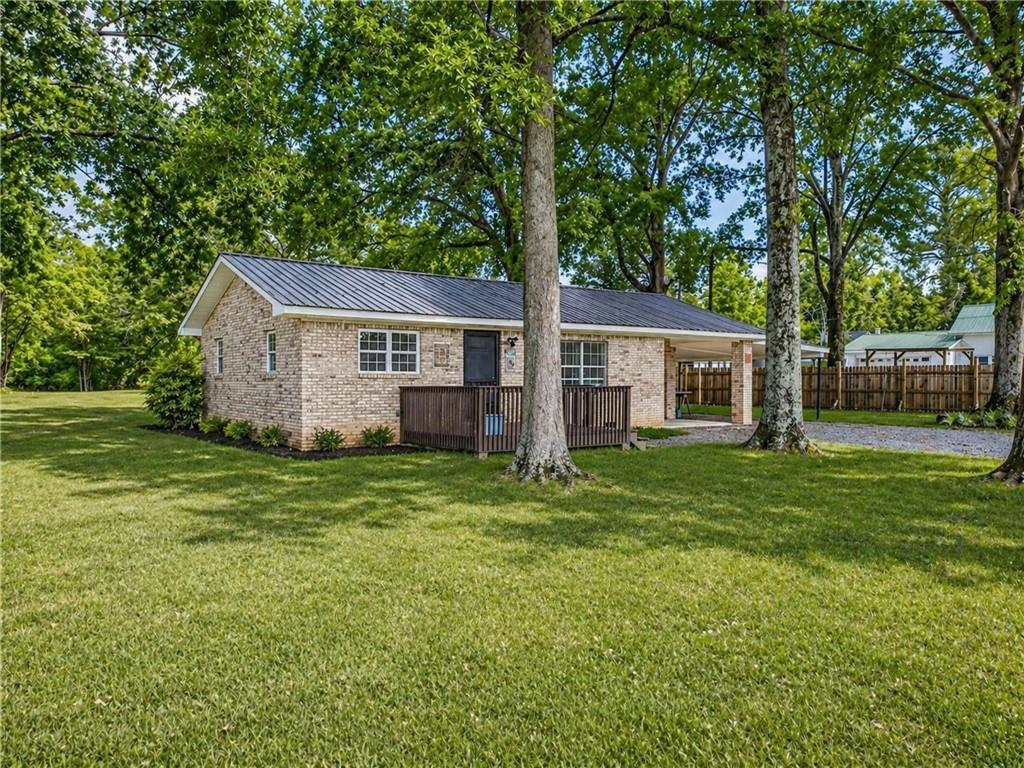 7 York Dr., Plainville, GA 30733