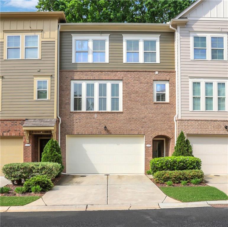 1300 Hopkins Dr., Decatur, GA 30033