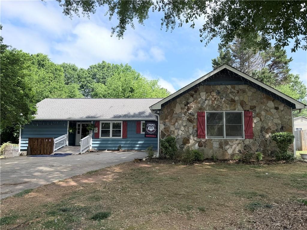 1535 Meadowview Dr., Marietta, GA 30062