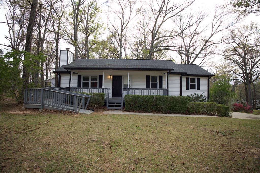 2955 Flowers Dr., Douglasville, GA 30135