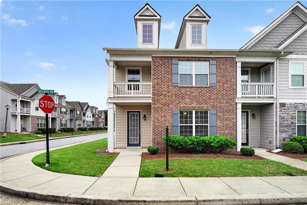 200 Westwood Tr., Fairburn, GA 30213