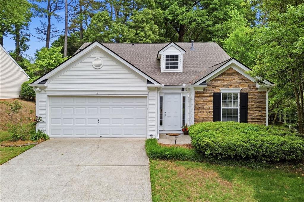 511 Carrington Ct., Canton, GA 30115