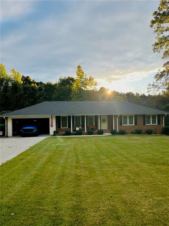 2525 Holtzclaw Rd., Cumming, GA 30041