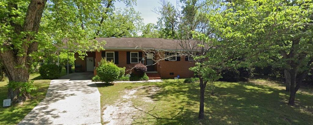 2204 Stonewall St., Dublin, GA 31021
