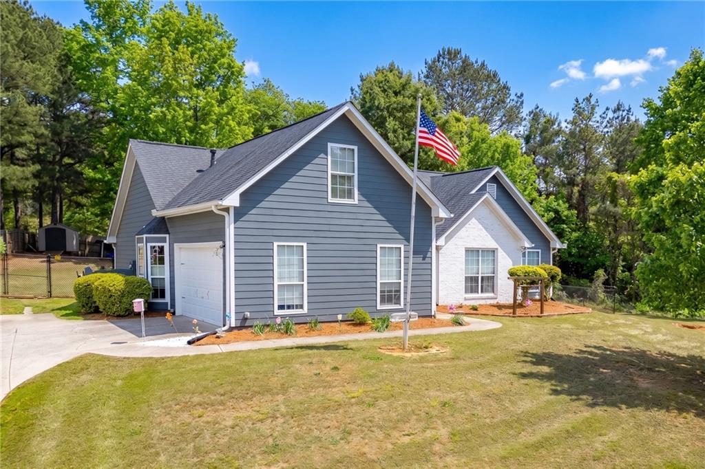 1413 Armende Cir., Dacula, GA 30019