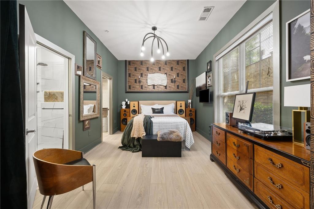 1195 Milton Ter. #1106, Atlanta, GA 30315