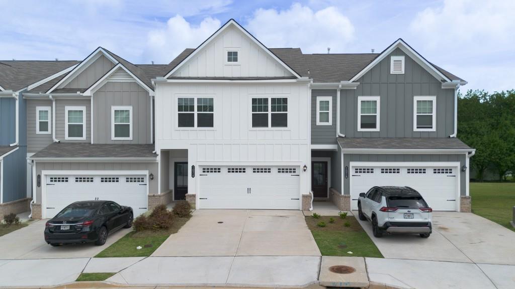 1074 Chastain Dr. #44, Sugar Hill, GA 30518