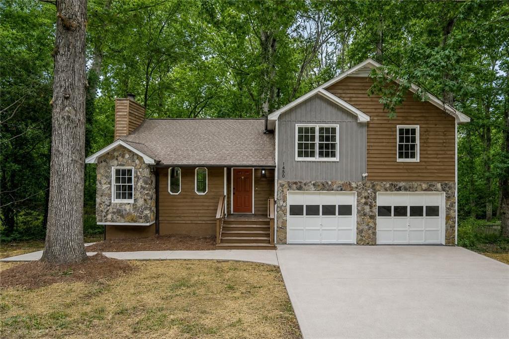 1450 Ashbrook Dr., Lawrenceville, GA 30043