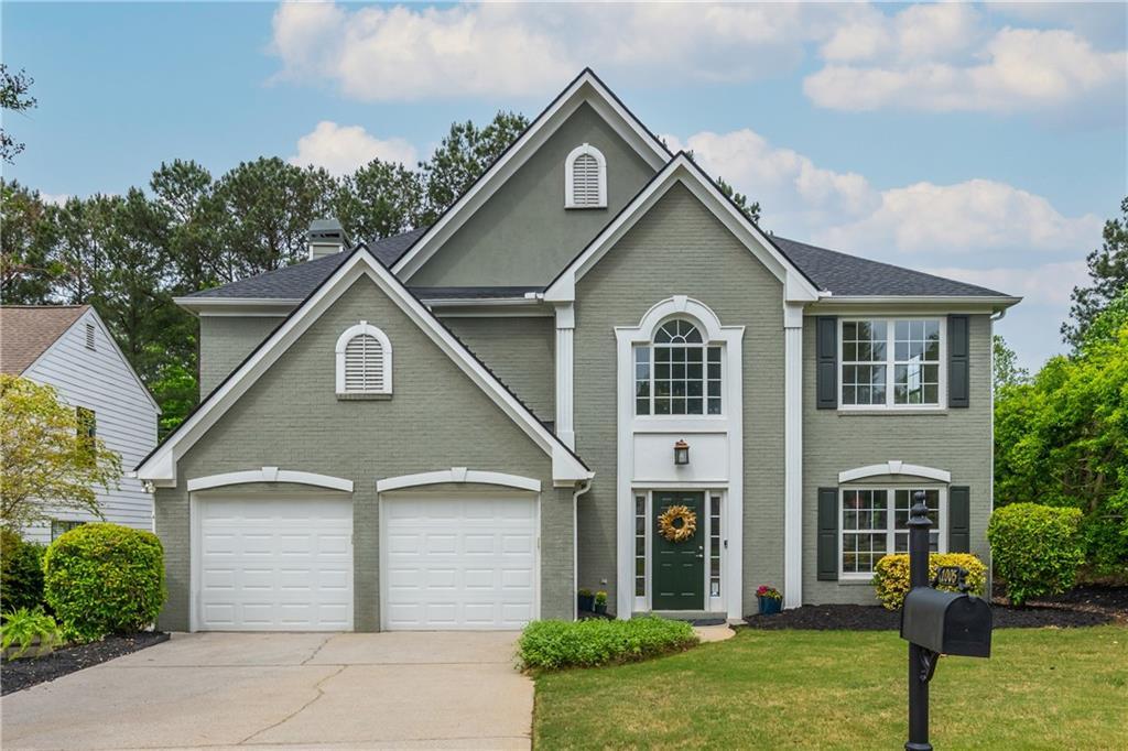 1005 Crabapple Lake Cir., Roswell, GA 30076