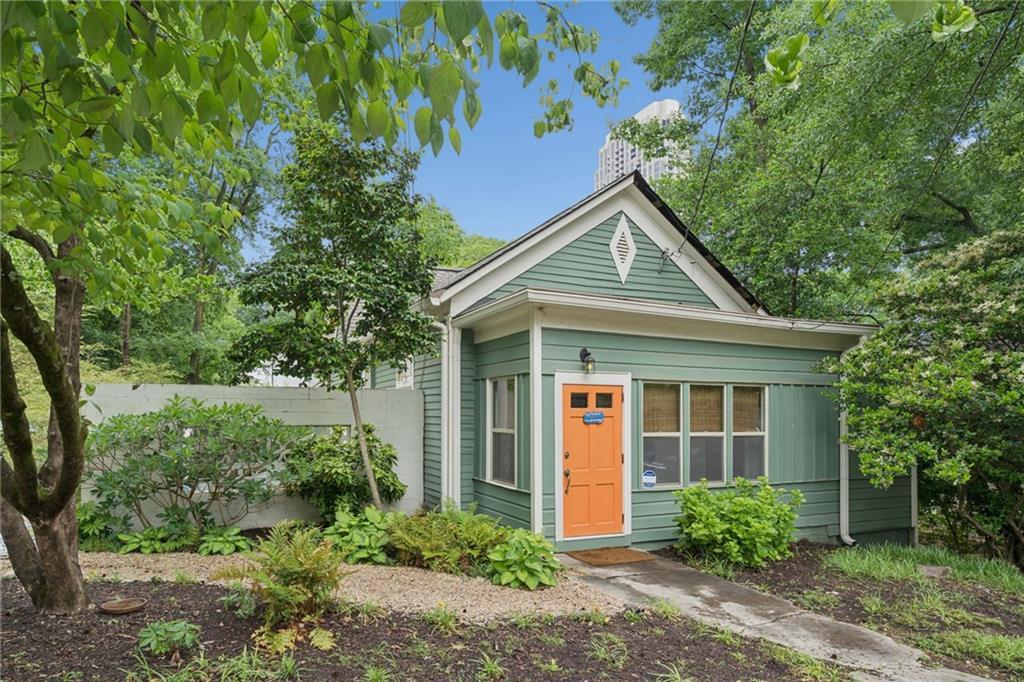 1248 Barnes St., Atlanta, GA 30318