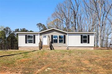 New Foreclosures & Short Sales That Attend Centralhatchee Elementary School: May 4th to May 10th
