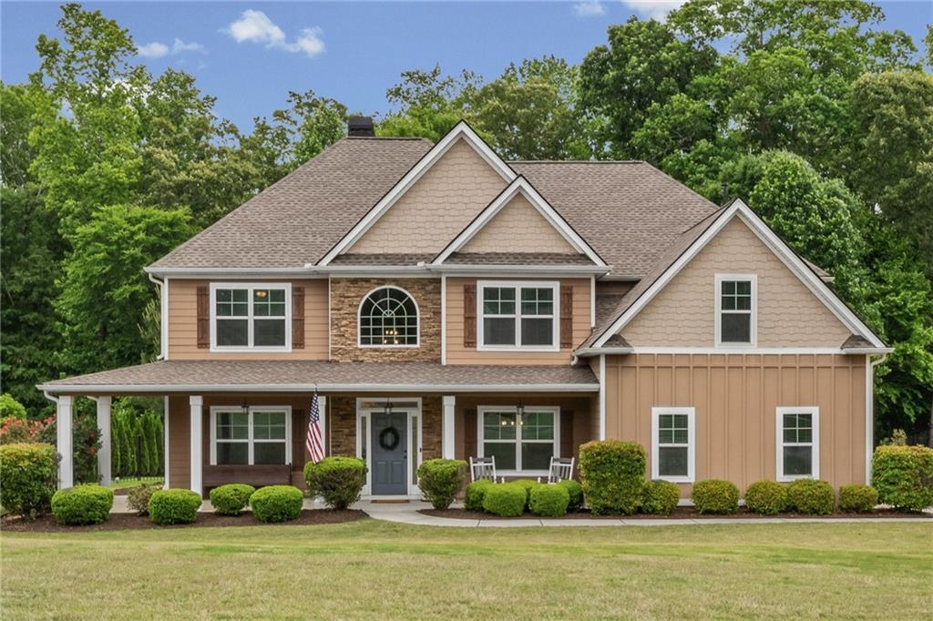 196 Sunny Brook Ter., Newnan, GA 30265