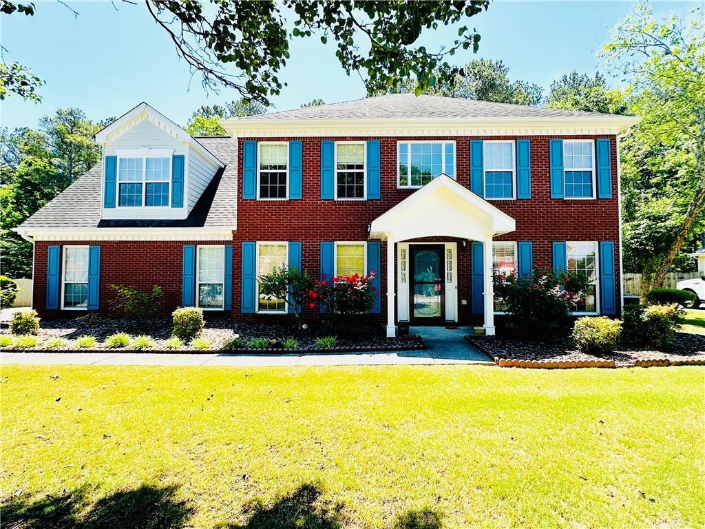 3765 Brushy Wood Dr., Loganville, GA 30052