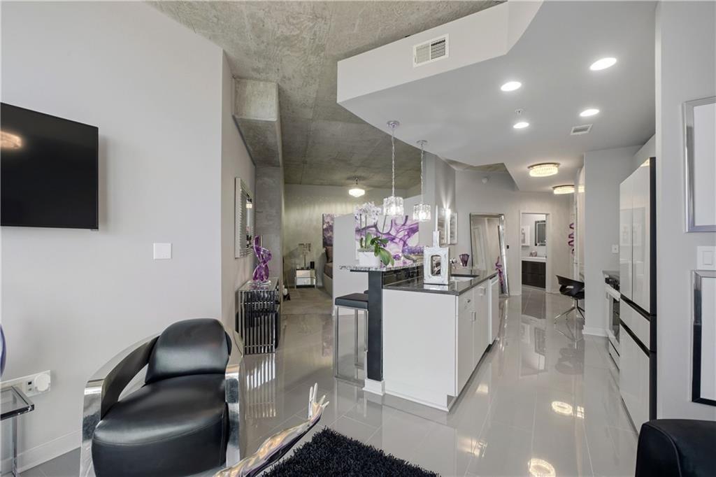 400 W Peachtree St. #2914, Atlanta, GA 30308
