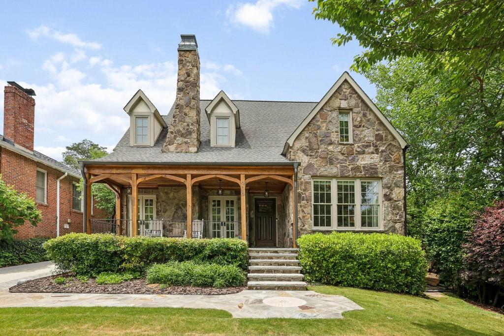 906 Arlington Pl., Atlanta, GA 30306