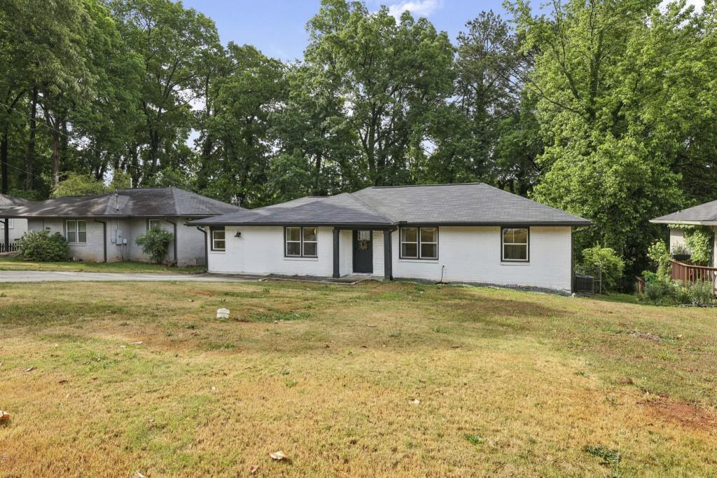 1702 Valencia Rd., Decatur, GA 30032
